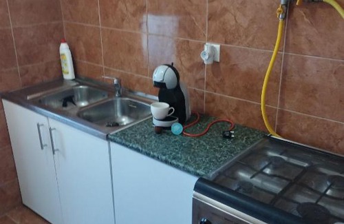 Oroshaza Apartment | Top-Rated Dózsa Apartman Orosháza: Pet & Child Friendly