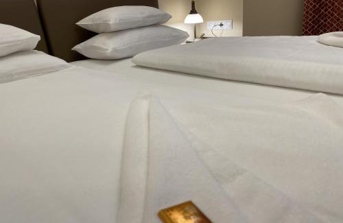 Szeged Apartment | Comfortable Dózsa Apartman Szeged: 4-Star & Family-Friendly