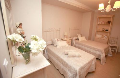 Santa Marina House | Oceanfront Dúplex-Ático de Nácar in Historic Casco