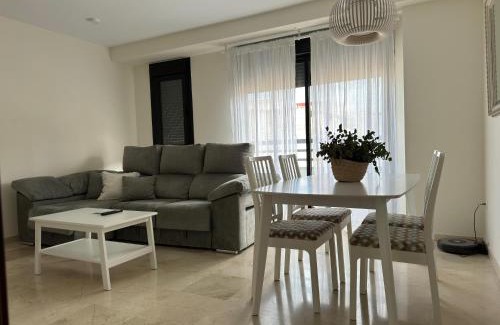 Distrito Noroeste Apartment | Central Apartment with Terrace - Guest Rated 9.1/10