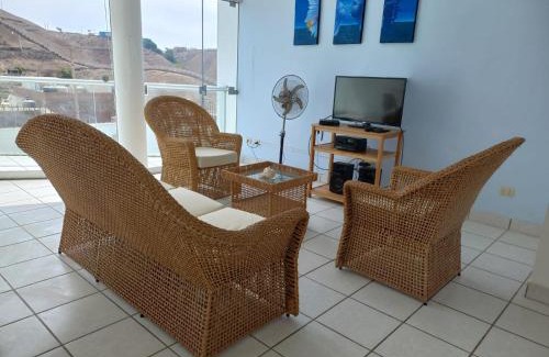 Pucusana Apartment | Oceanfront Duplex with Breathtaking Bay Views in Naplo