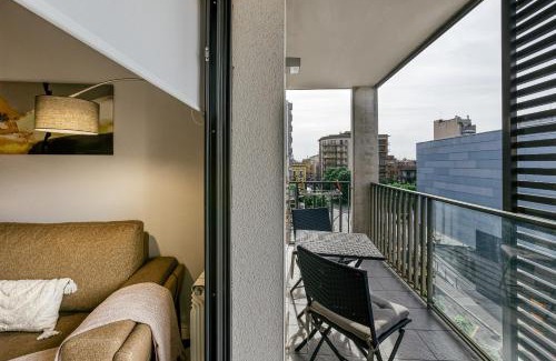 Figueres Apartment | Top-Rated Dúplex Dalí: Family-Friendly & Accessible Stays