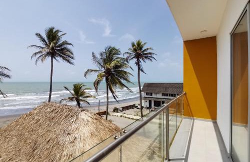 San Bernardo del Viento Apartment | Oceanfront Duplex with Pool & Private Beach in San Bernardo