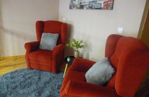 Alcala del Jucar Apartment | Accessible Family Haven at Dúplex El Cauce - Rated 8.8/10