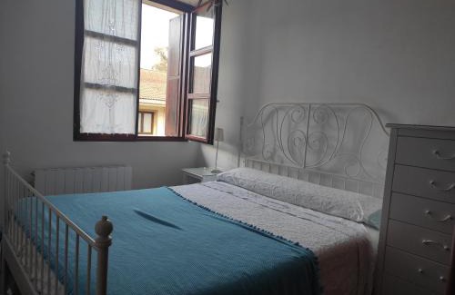 Ezcaray Apartment | Pet-Friendly Dúplex in Parque Europa with Family Pool Fun