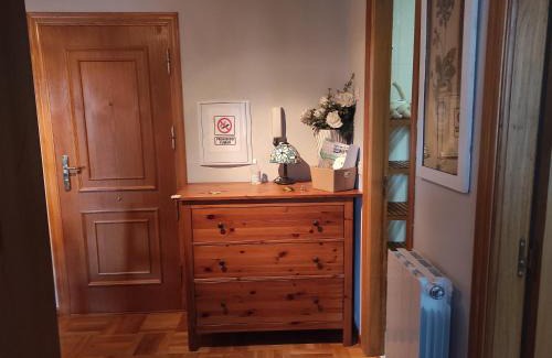 Ezcaray Apartment | Pet-Friendly Dúplex in Parque Europa with Family Pool Fun