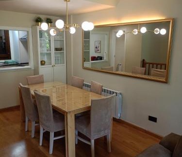 Alt Aneu Apartment | Bright Dúplex en Valencia d'Àneu - Guest Rated 9.8!