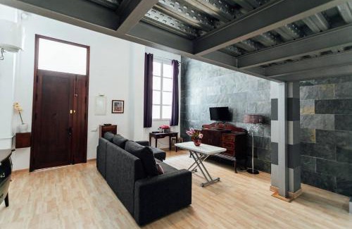 La Florida Apartment | Family-Friendly AlohaMundi Florida II - Rated 8.7/10