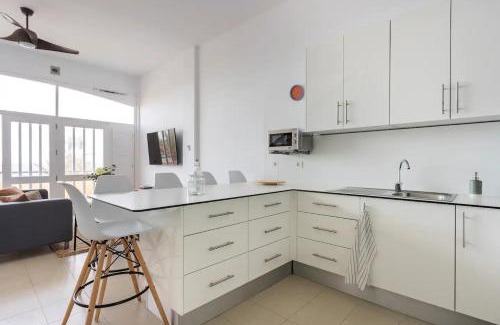 Puerto de Guimar Apartment | Oceanfront Dúplex La Marea - 4-Star Retreat with Views