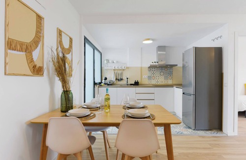 Ojen Apartment | Unwind at Dúplex Mar y Montaña with Family-Friendly Amenities