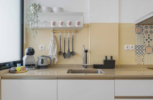 Ojen Apartment | Unwind at Dúplex Mar y Montaña with Family-Friendly Amenities