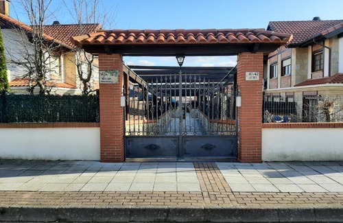Somo Apartment | Tranquil Duplex with Private Garage and Pool Access