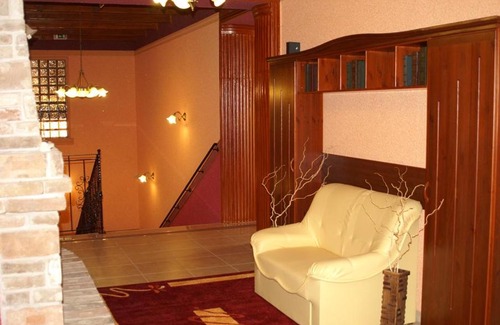 Bekes Hotel | Discover Dübögő Szálloda: Family-Friendly Retreat with Spa