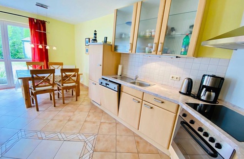 Peenemuende Apartment | Seaside Retreat at Dünenresidenz Karlshagen with Pool