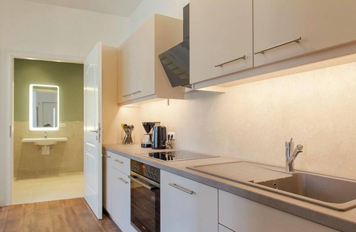 Warnemuende Apartment | Modern Dünenrose: Guest Rated 9.8 with Kitchen & Breakfast