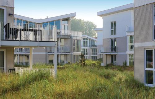 Travemuende Apartment | Elegant Dünenvilla Penthouse with Pet-Friendly Amenities