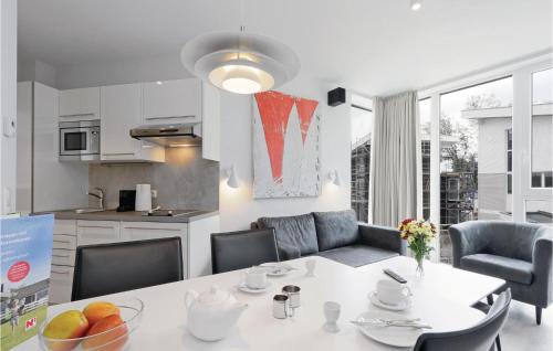 Travemuende Apartment | Elegant Stay at Dünenvilla Deluxe - Pet Friendly & Family Fun