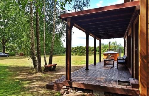 gmina Perlejewo Cabin | Family-Friendly Dębowe Siedlisko Chechłówka with Hot Tub