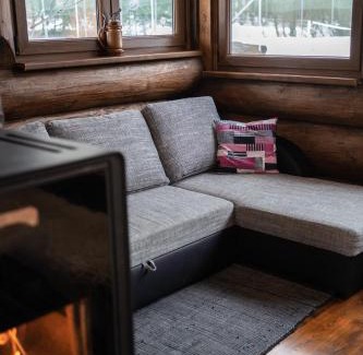 Hroznetin House | Cozy Wooden Cabin in the Heart of Krušné Hory