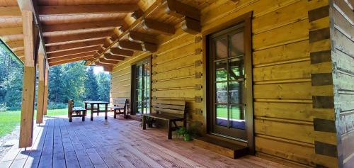 Novy Hrozenkov House | Explore Dřevěnice v Brodské: Family-Friendly Oasis with Hot Tub