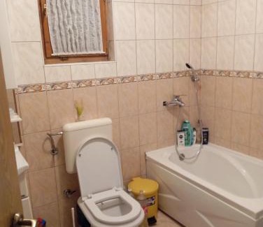 Novi Grad Sarajevo Apartment | Pet-Friendly Dženana Apartment: Ideal for Families & Relaxation
