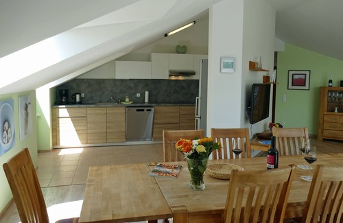 Karlshagen Apartment | Family-Friendly Apartment with Ocean View at Poplar Turnaround