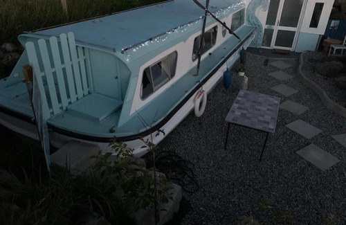Waterville House | Pet-Friendly Retreat at D'Arc in the Park - Rated 8.2/10