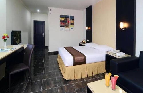 Jakarta Utara Hotel | Welcome to d'Arcici Plumpang: Family-Friendly Retreat