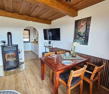 Deggendorf Apartment | Discover d' Aussicht with Family-Friendly Amenities