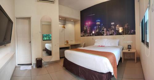 Setiabudi House | Relax at D'Bamboo Suites with Spa and Family Amenities