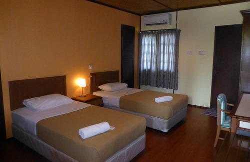 Pulau Besar Hotel | Relaxing D' Coconut Pulau Besar Resort with Ocean Views