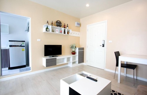 Chiang Mai Condo | Discover D Condo Sign Chiang Mai with Pool & Ocean View