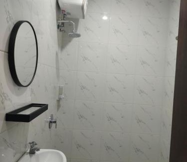 Tanjungbenoa House | Inviting D&D Homestay with Oceanfront Pool and Restaurant