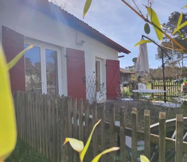 Lesperon House | Pet-Friendly D&D: La Maison des Écureuils, Rated 8.9/10