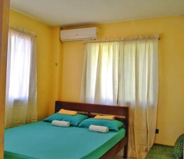 Tanawan Cabin | Budget-Friendly D Downhill Place with Breakfast & Kitchen