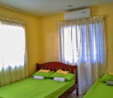 Tanawan Cabin | Budget-Friendly D Downhill Place with Breakfast & Kitchen