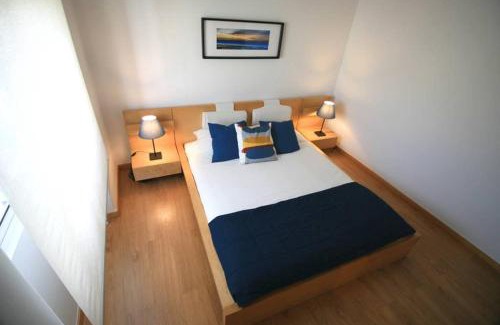 Cacilhas Apartment | Family-Friendly D. João I Apartment with High Guest Ratings