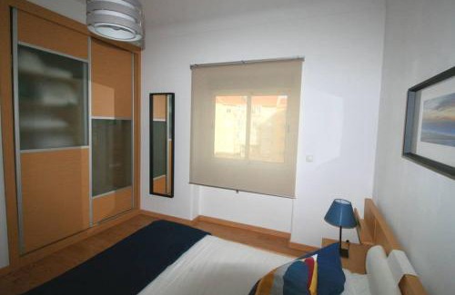 Cacilhas Apartment | Family-Friendly D. João I Apartment with High Guest Ratings