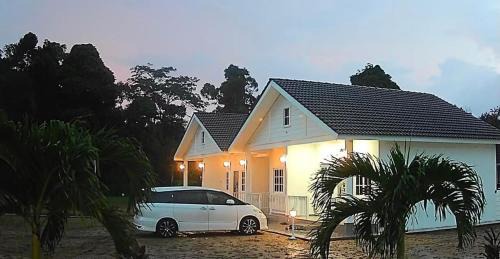 Kota Bharu Bed & Breakfast | Kid-Friendly D'Laman Cottage in Kota Bharu, Kelantan