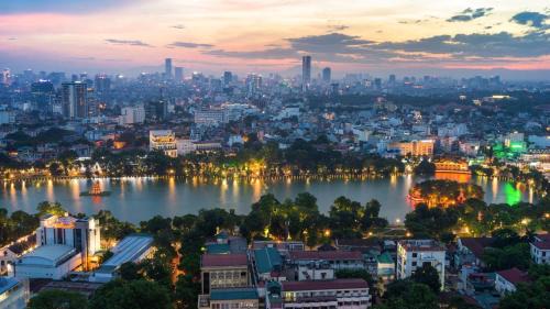 Quang An Apartment | D Le Roi Soleil Premium Suites