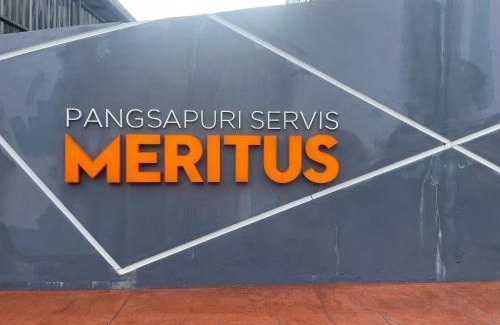 Central Seberang Perai Apartment | Relaxing D Naurah Meritus Guesthouse with Pool & Hot Tub