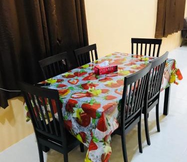 Kampung Guar Sanji Villa | Family-Friendly D’Noon Villa with Kitchen & Pet Amenities