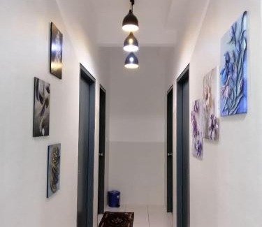 Kampung Rawa Apartment | Top-Rated D'noor Homestay: Poolside Comfort Near Putrajaya