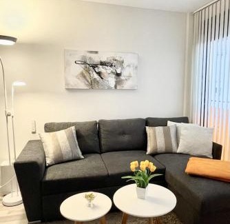 Torrevieja Apartment | Cozy D.O.M.A. Residencial Alegria with Ocean View Amenities