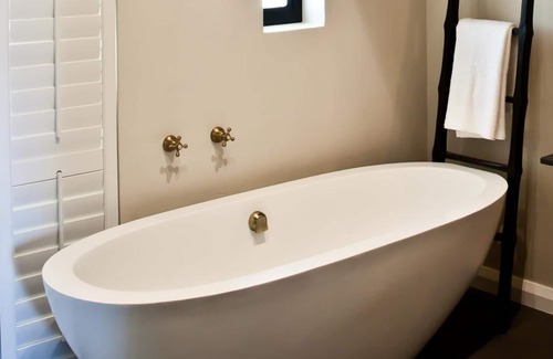 Paarl House | Top-Rated d'Olyfboom Guest Rooms with Pool & Breakfast