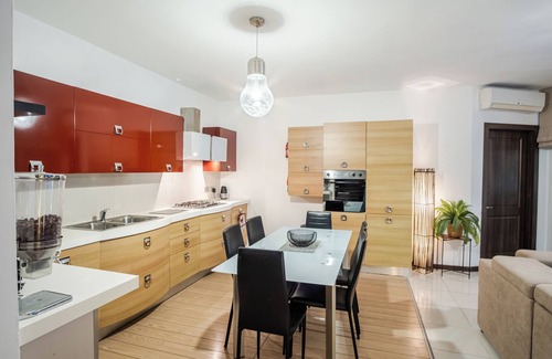 Msida Apartment | D Pool Top