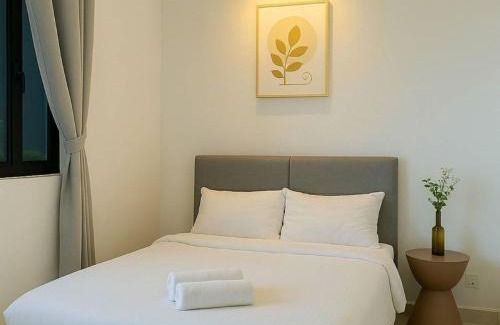 Medini Apartment | Family-Friendly D'Pristine Legoland Apartment with Pool