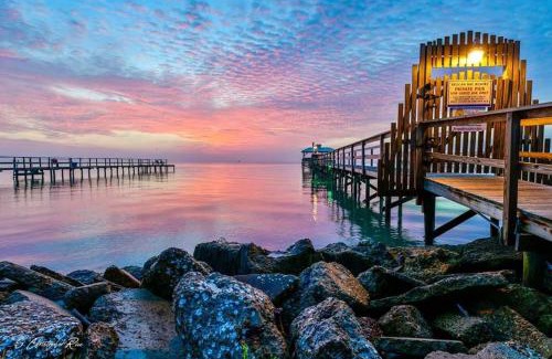 Fulton Resort | Oceanfront Bliss at D&R Pelican Bay Resort - 8.7/10 Rated