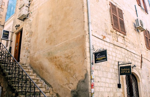 Kotor Old Town Apartment | Family-Friendly D & Sons Apartments with Kitchen & Breakfast
