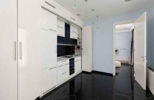 Becici Apartment | Relaxing D - Splendid Spa Resort with Pool Access